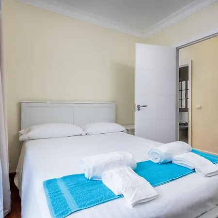 Luxury Holiday Heated Pool